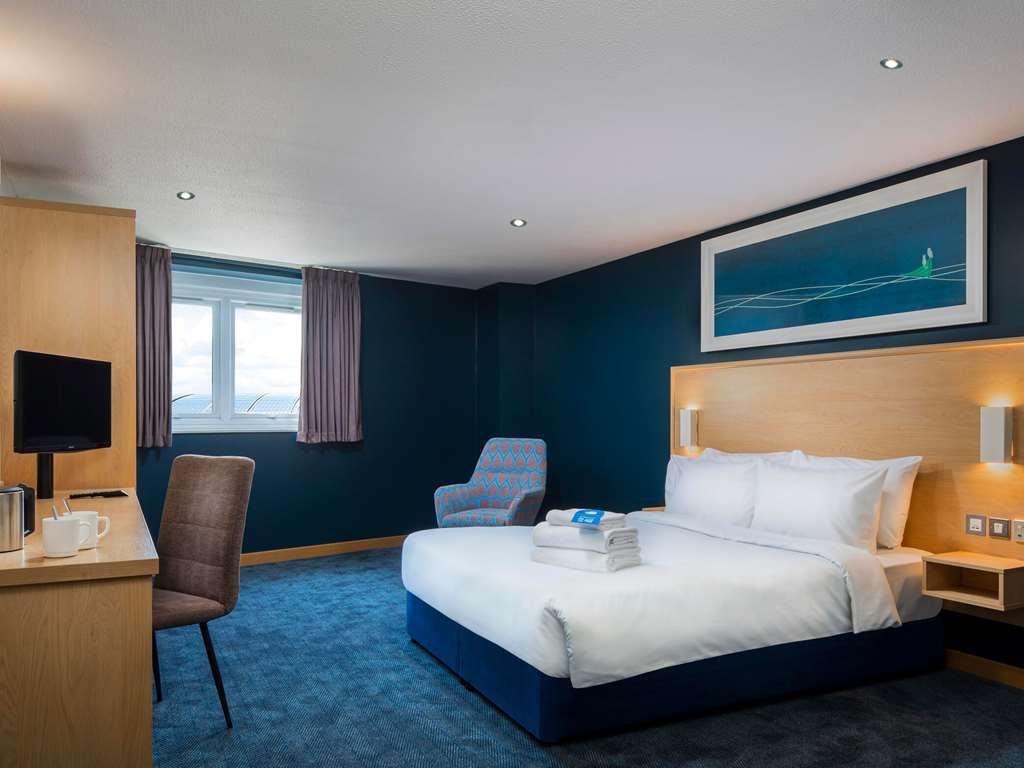 Travelodge London Kingston Upon Thames 3*
