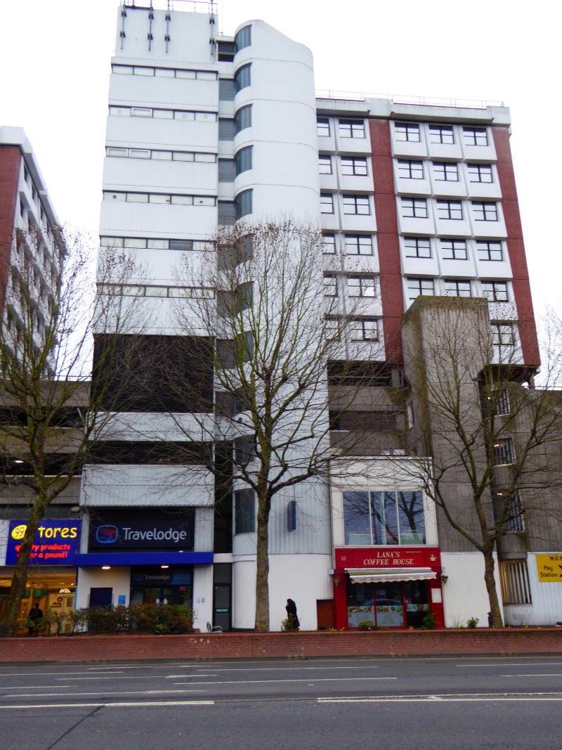 Hotel Travelodge London Kingston Upon Thames 3*